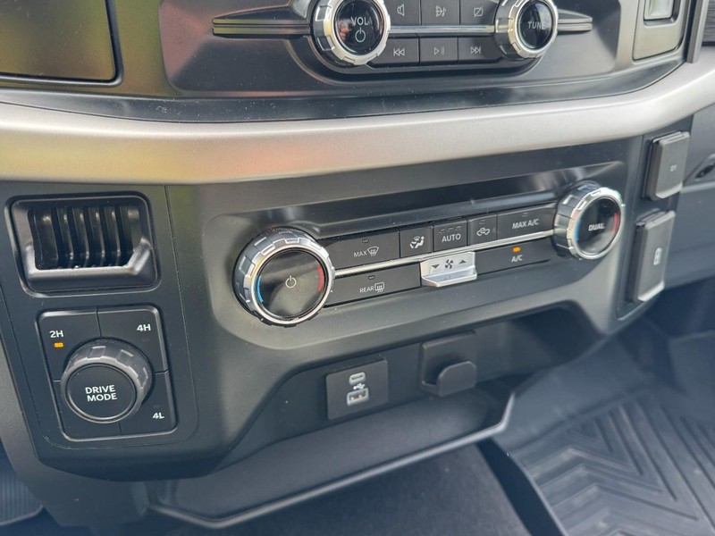 Ford F-150 Vehicle Image 18