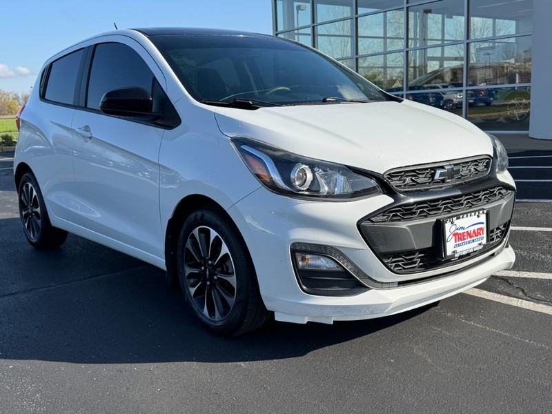 Chevrolet Spark Vehicle Image 02