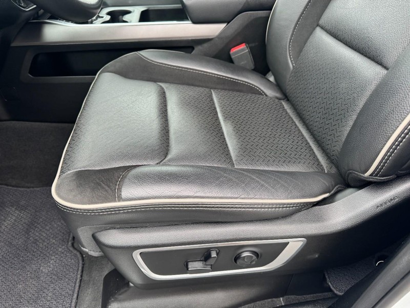 Ram 1500 Vehicle Image 14