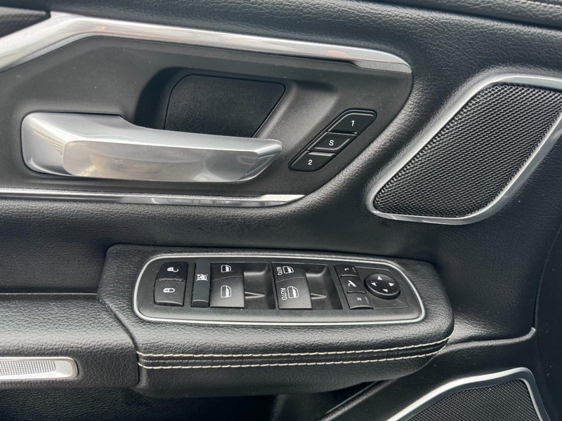 Ram 1500 Vehicle Image 15