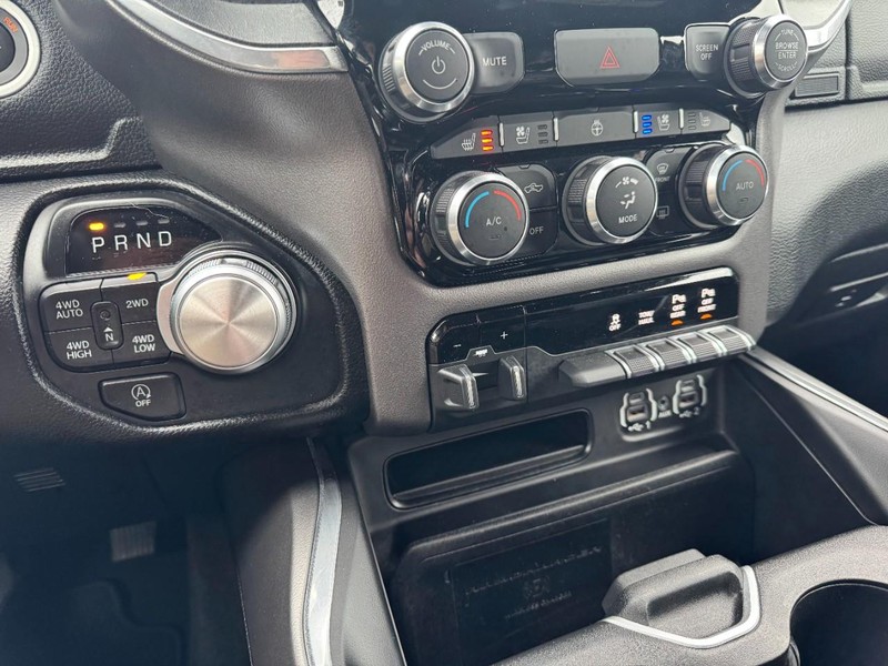 Ram 1500 Vehicle Image 18