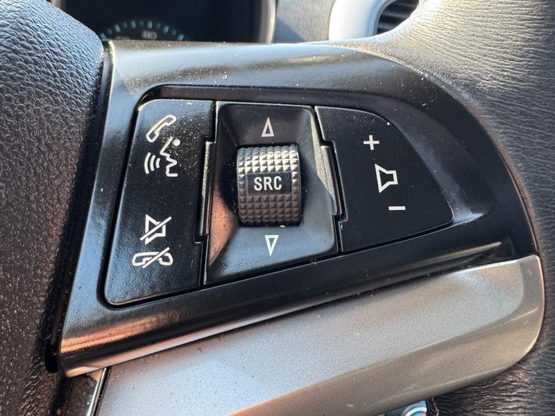 Chevrolet Malibu Vehicle Image 17