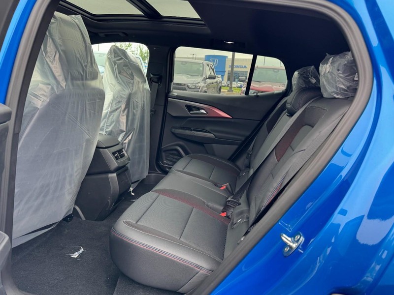 Chevrolet Equinox EV Vehicle Image 07