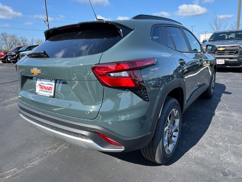 Chevrolet Trax Vehicle Image 03