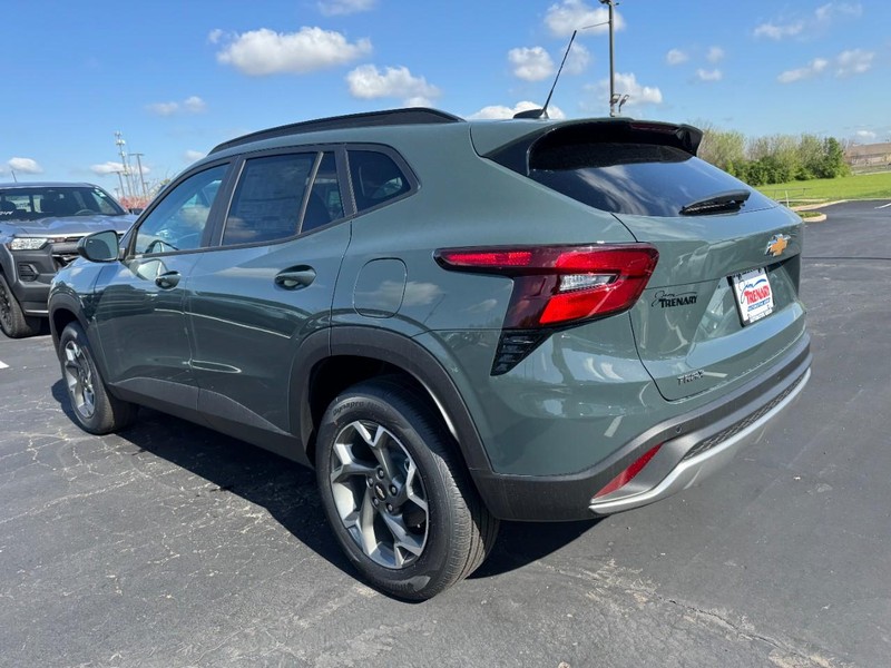 Chevrolet Trax Vehicle Image 05