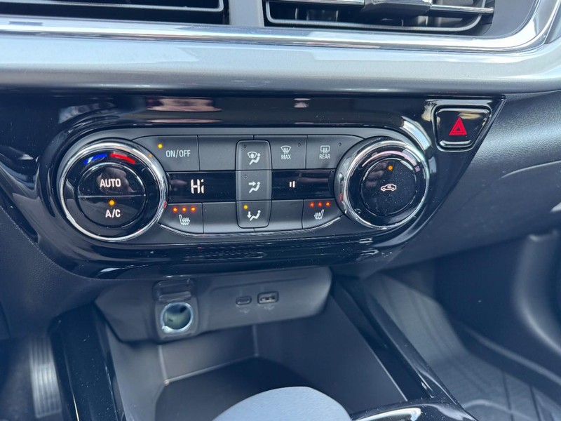 Chevrolet Trax Vehicle Image 13