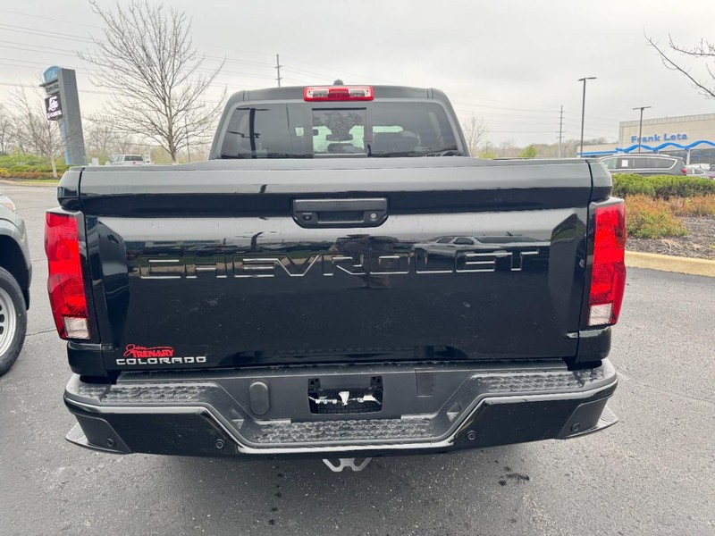 Chevrolet Colorado Vehicle Image 04