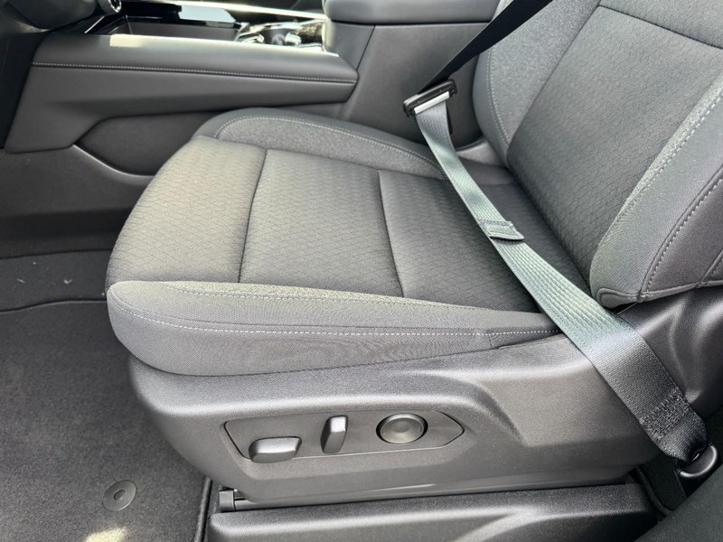 Chevrolet Tahoe Vehicle Image 10