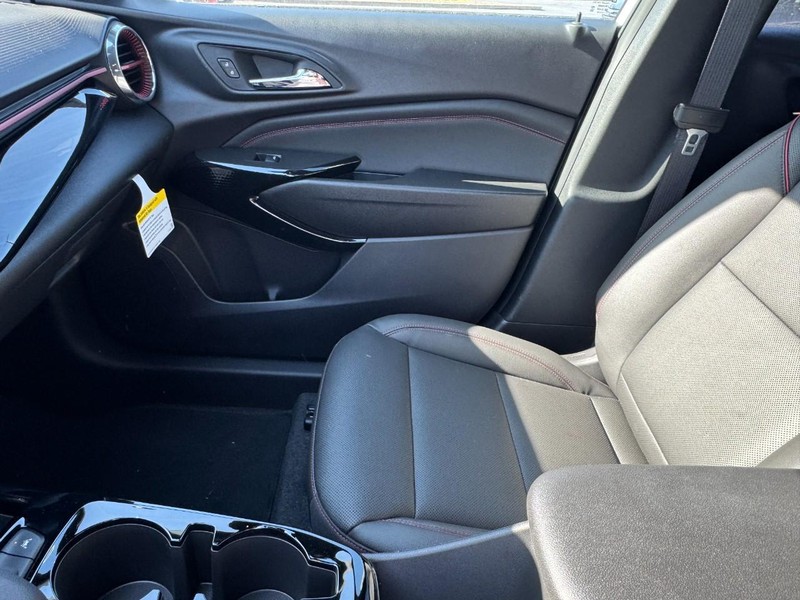 Chevrolet Trax Vehicle Image 08