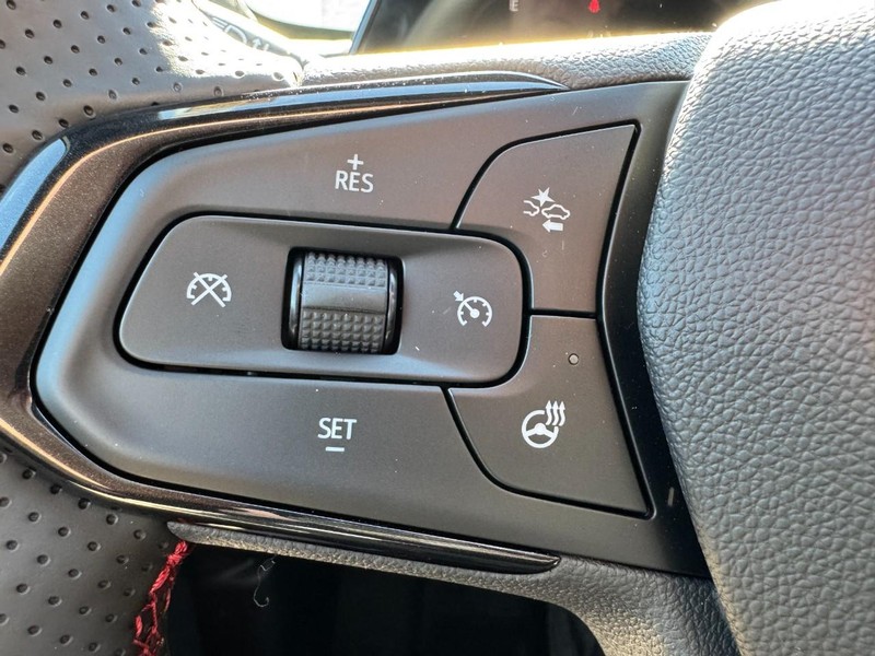 Chevrolet Trax Vehicle Image 11