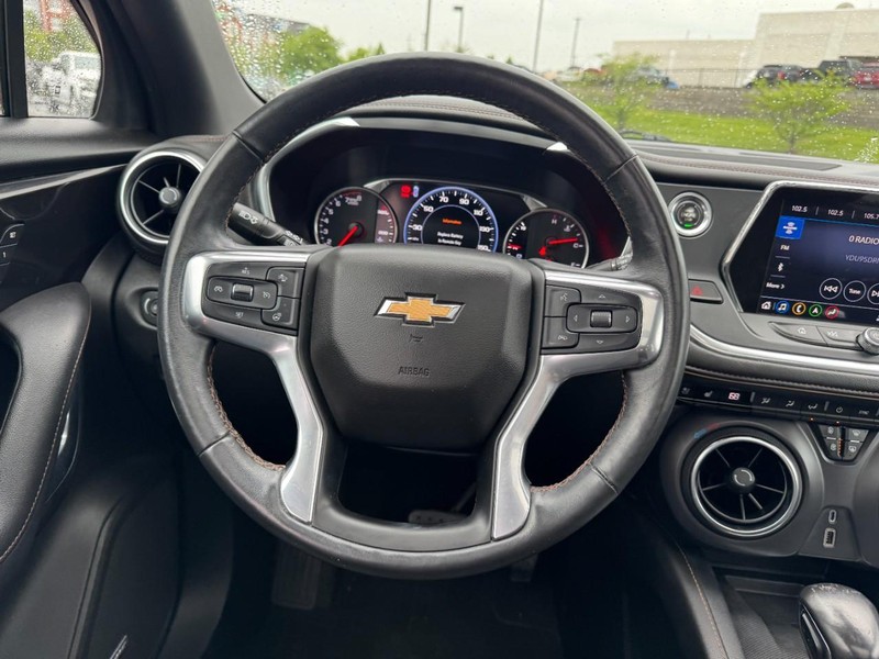 Chevrolet Blazer Vehicle Image 13