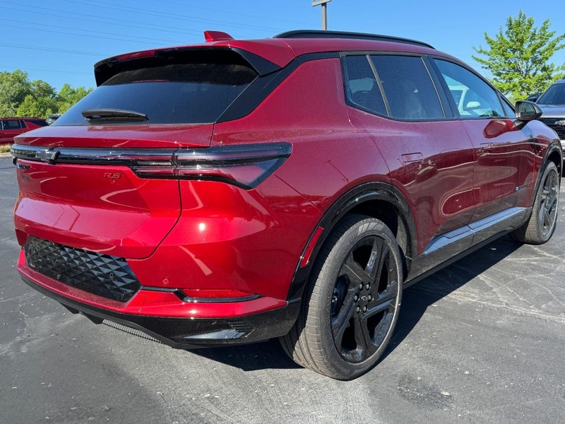 Chevrolet Equinox EV Vehicle Image 03