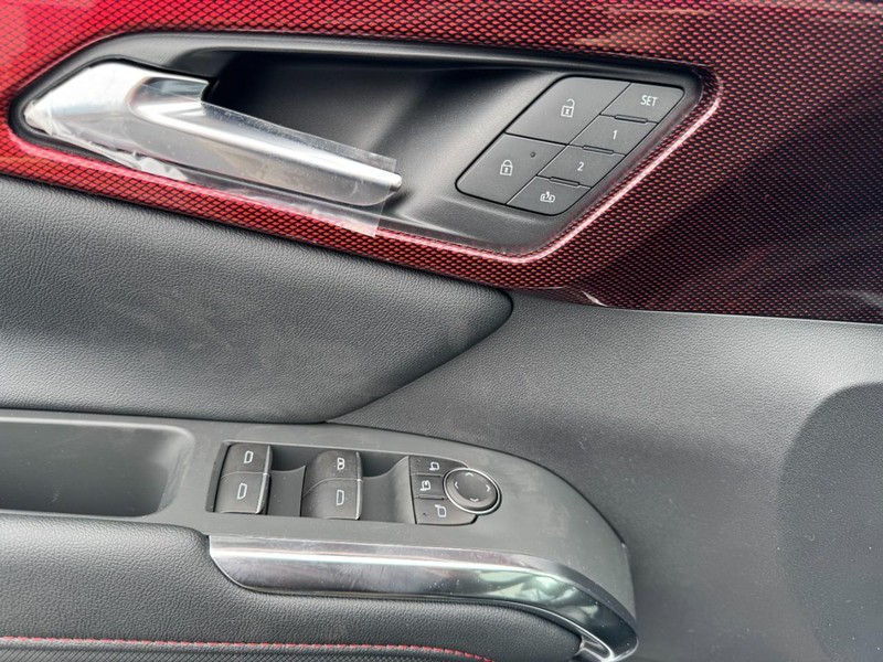 Chevrolet Traverse Vehicle Image 10
