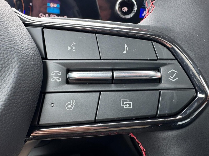Chevrolet Traverse Vehicle Image 12