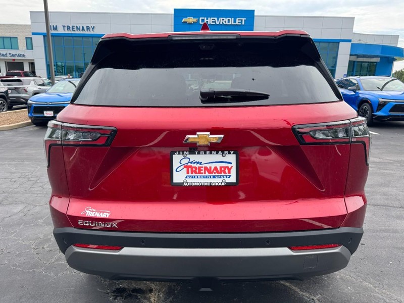 Chevrolet Equinox Vehicle Image 04