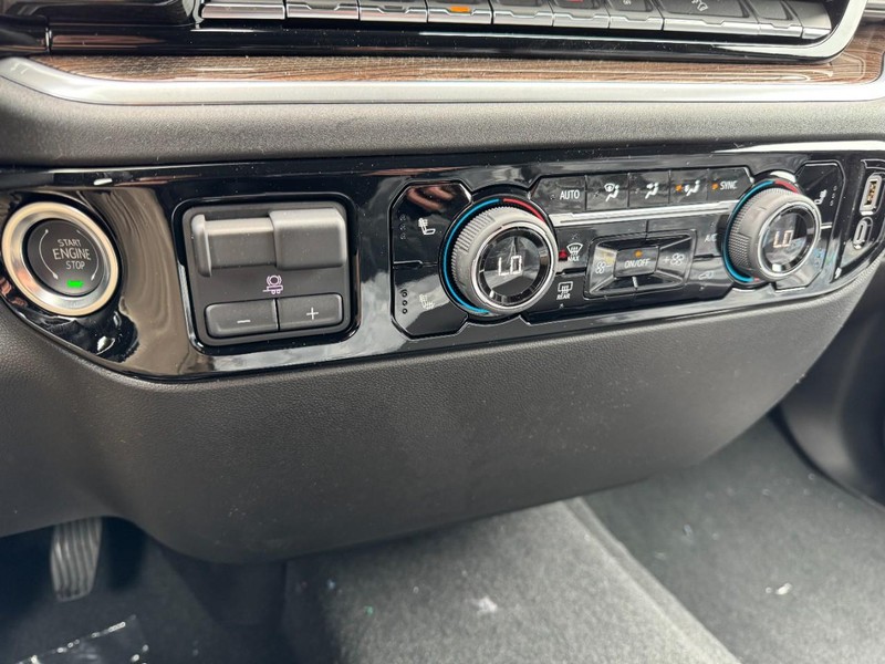 Chevrolet Silverado 1500 Vehicle Image 14