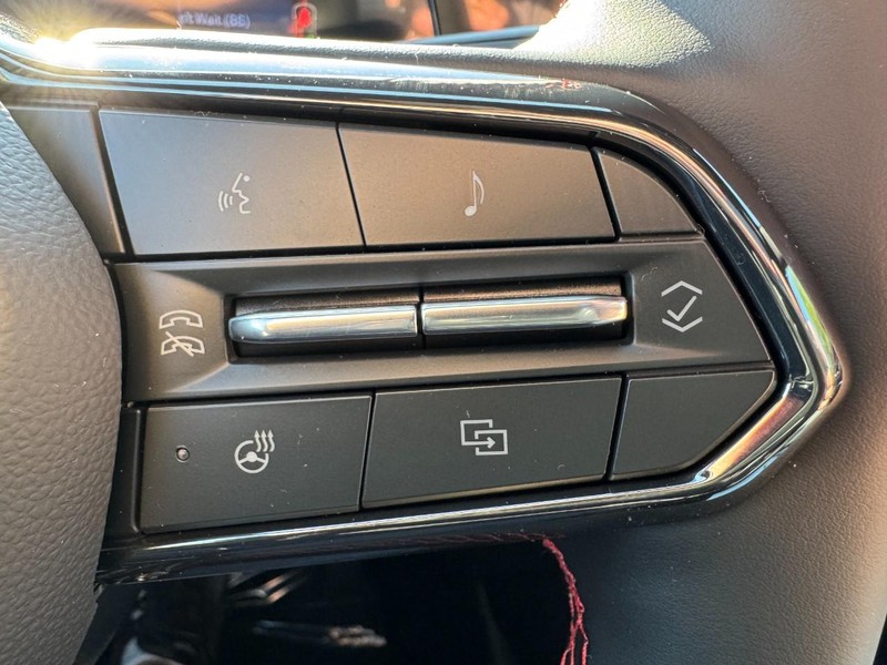 Chevrolet Traverse Vehicle Image 11