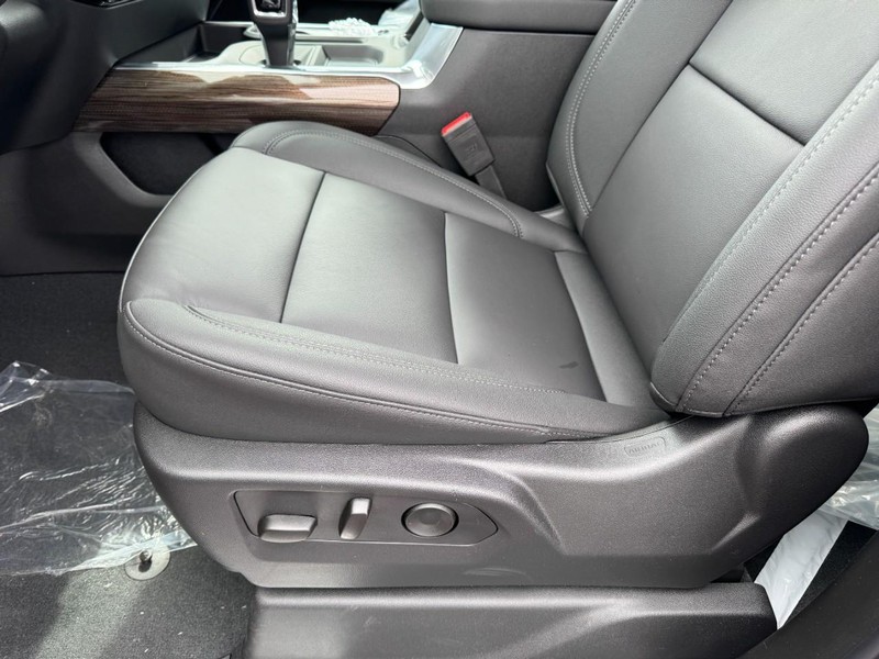 Chevrolet Silverado 1500 Vehicle Image 10