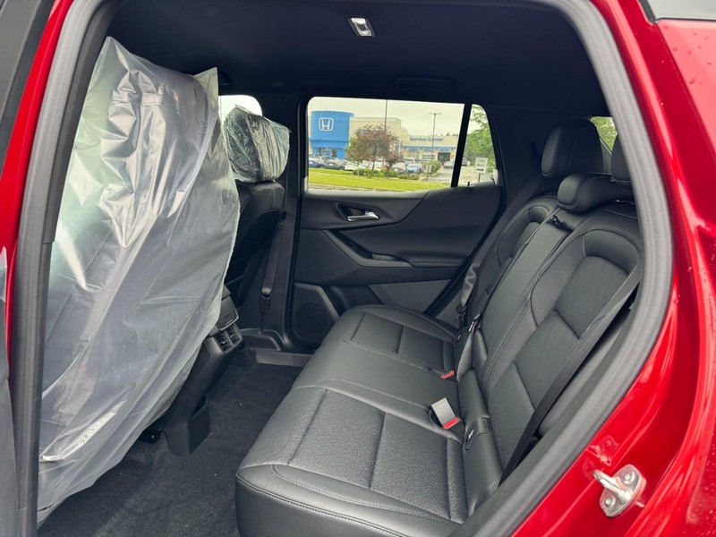 Chevrolet Equinox Vehicle Image 07