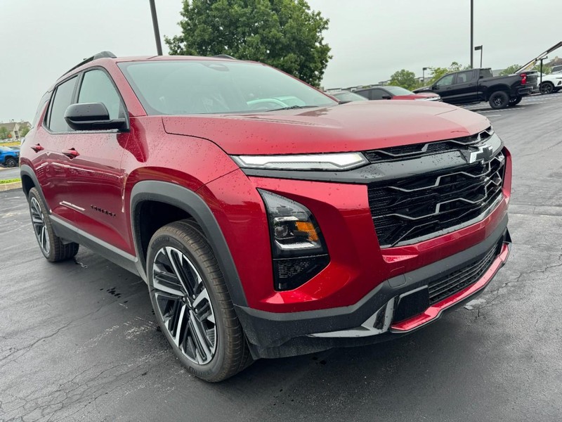Chevrolet Equinox Vehicle Image 02