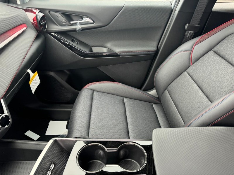 Chevrolet Equinox Vehicle Image 08