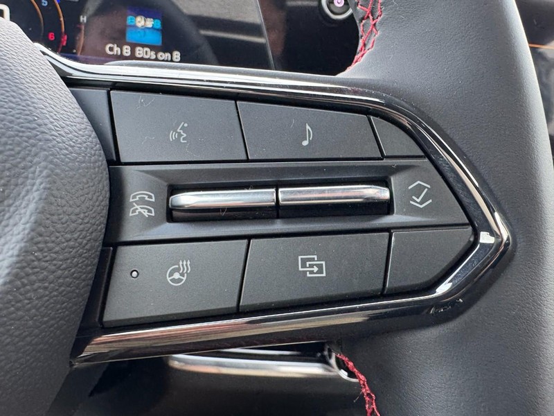 Chevrolet Equinox Vehicle Image 13