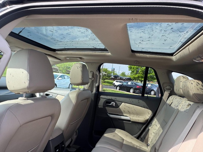 Ford Edge Vehicle Image 11