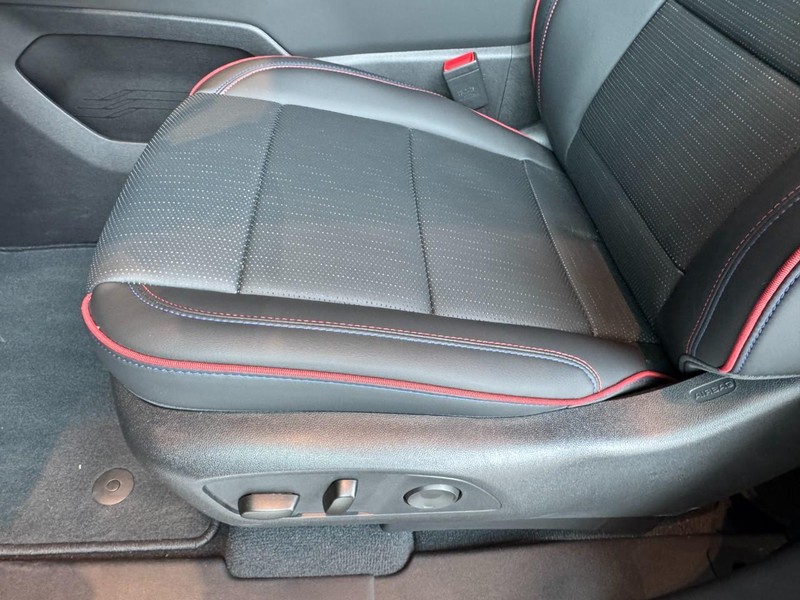 Chevrolet Silverado EV Vehicle Image 11