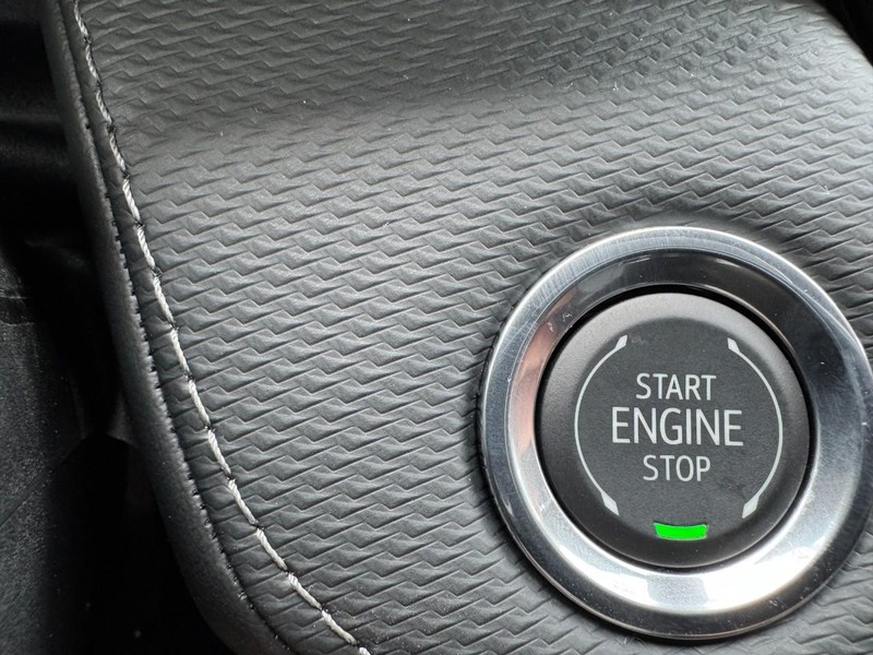 Chevrolet Equinox Vehicle Image 17