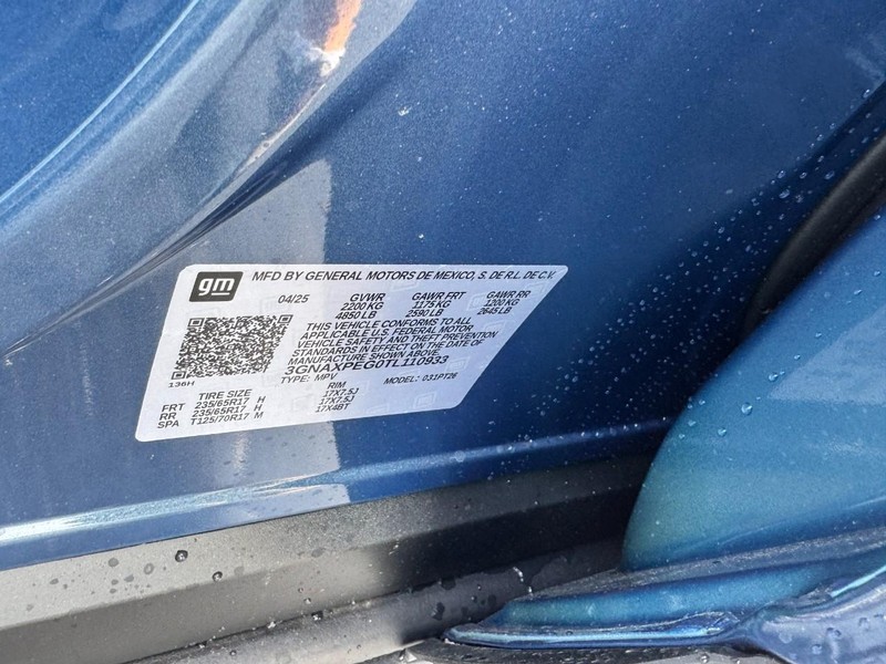 Chevrolet Equinox Vehicle Image 18