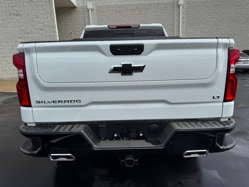 Chevrolet Silverado 1500 Vehicle Image 05