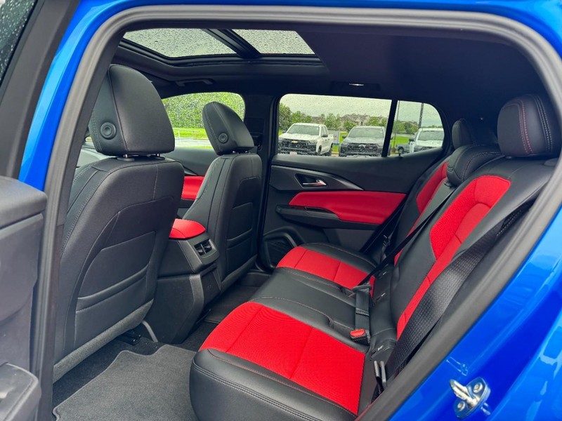 Chevrolet Equinox EV Vehicle Image 07
