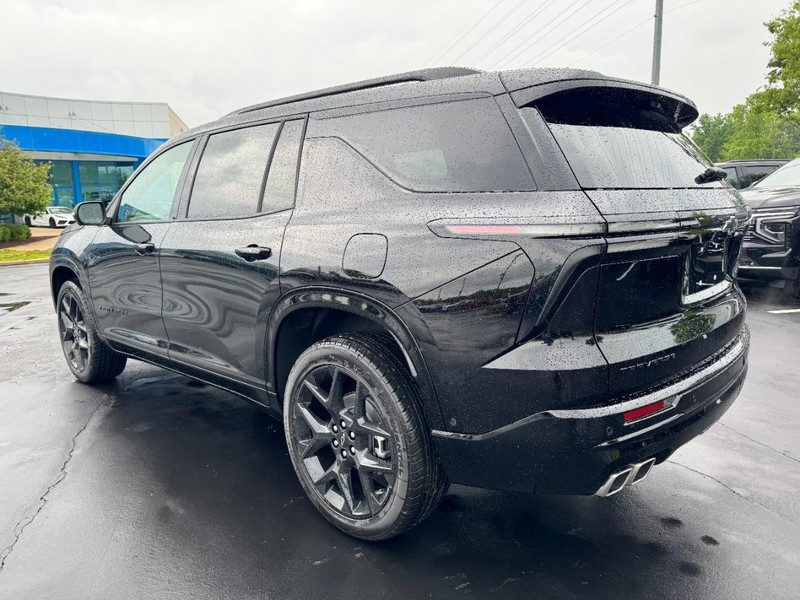 Chevrolet Traverse Vehicle Image 05