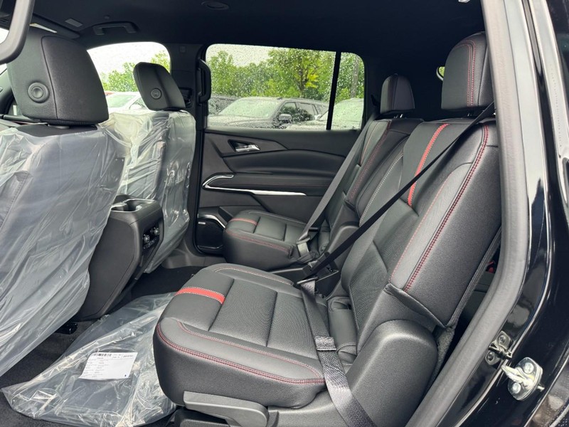 Chevrolet Traverse Vehicle Image 07