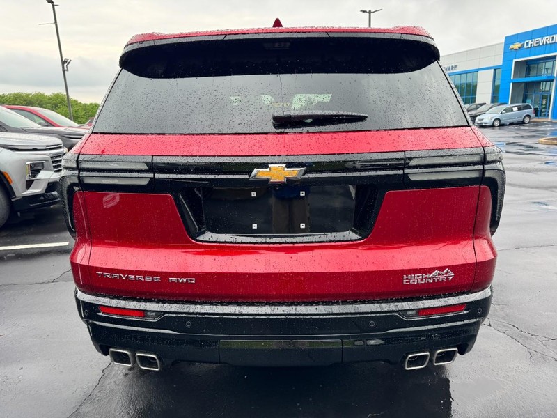 Chevrolet Traverse Vehicle Image 04