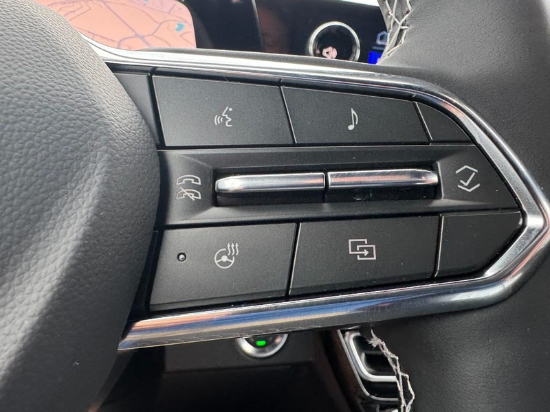 Chevrolet Traverse Vehicle Image 12