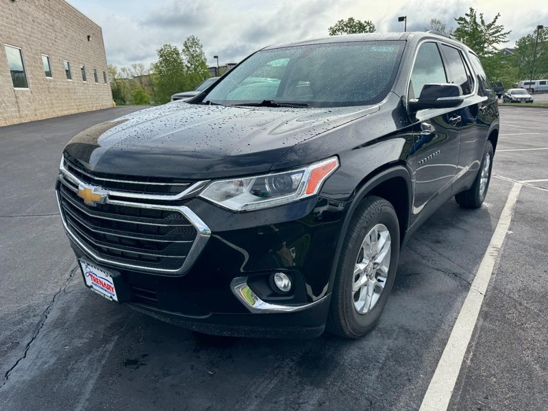 Chevrolet Traverse Vehicle Image 02