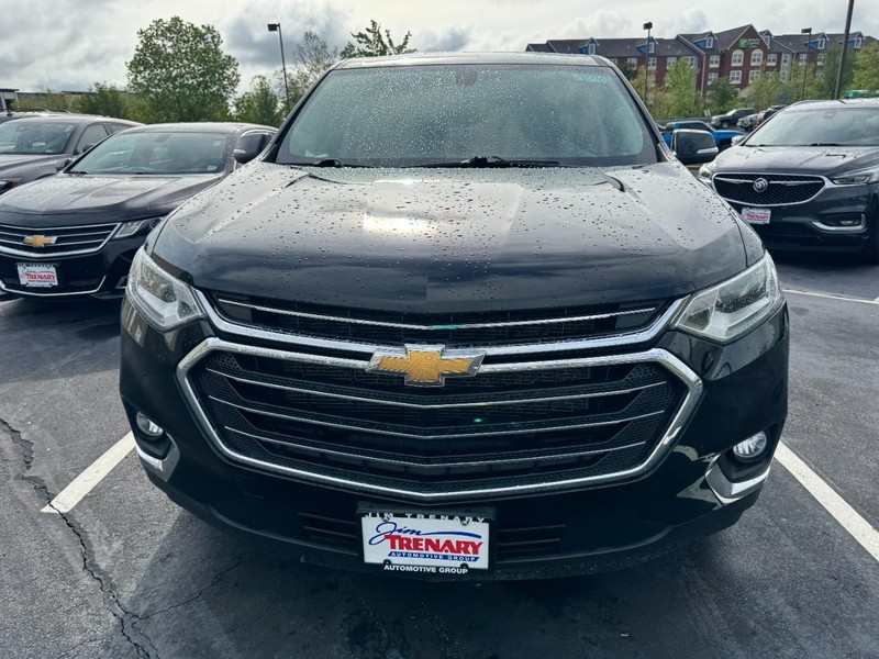 Chevrolet Traverse Vehicle Image 03