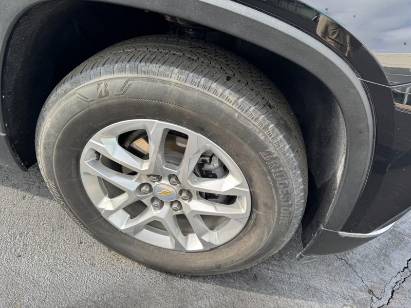 Chevrolet Traverse Vehicle Image 05