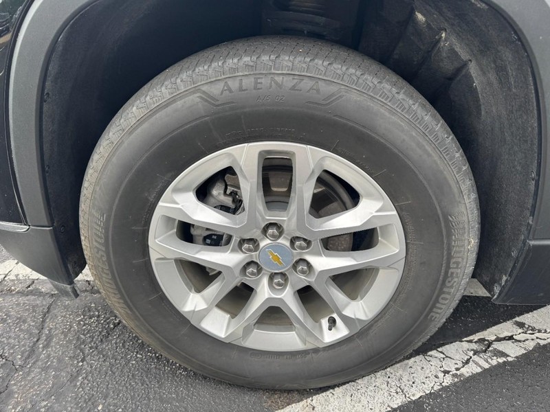 Chevrolet Traverse Vehicle Image 07