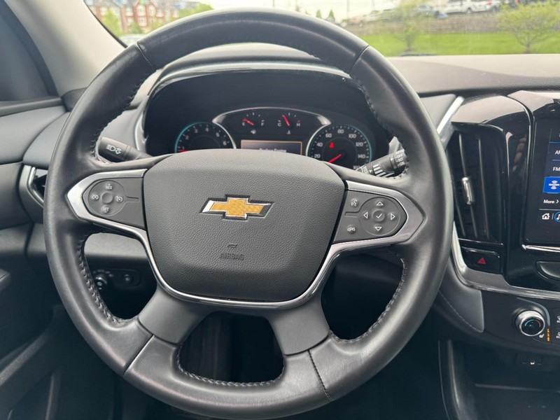 Chevrolet Traverse Vehicle Image 13