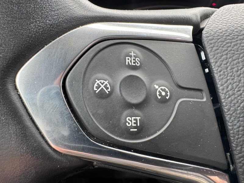 Chevrolet Traverse Vehicle Image 17