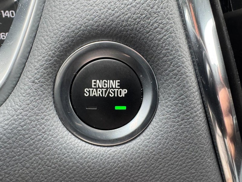 Chevrolet Traverse Vehicle Image 22