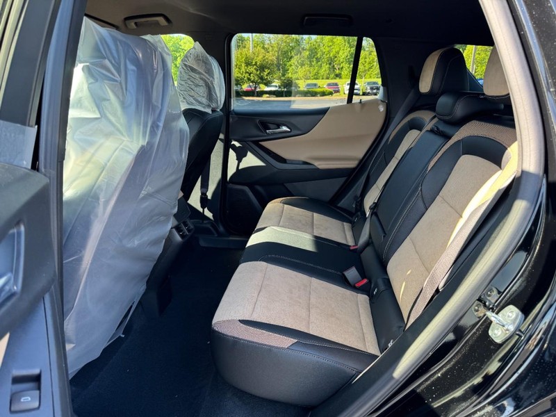 Chevrolet Equinox Vehicle Image 07