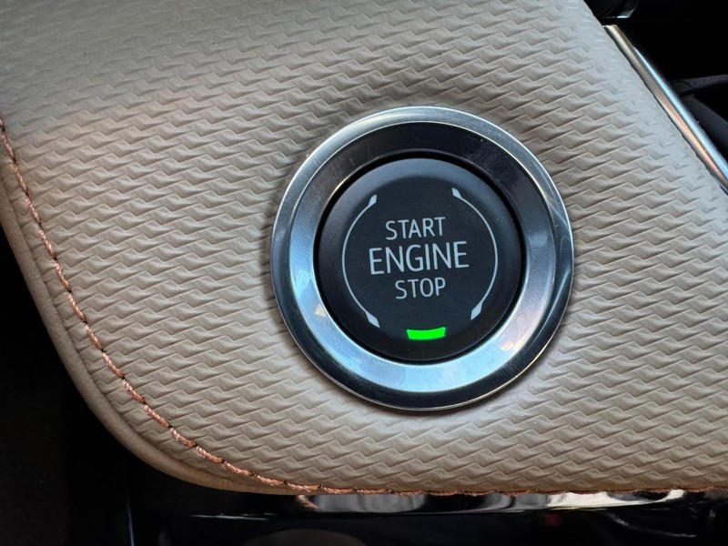 Chevrolet Equinox Vehicle Image 17