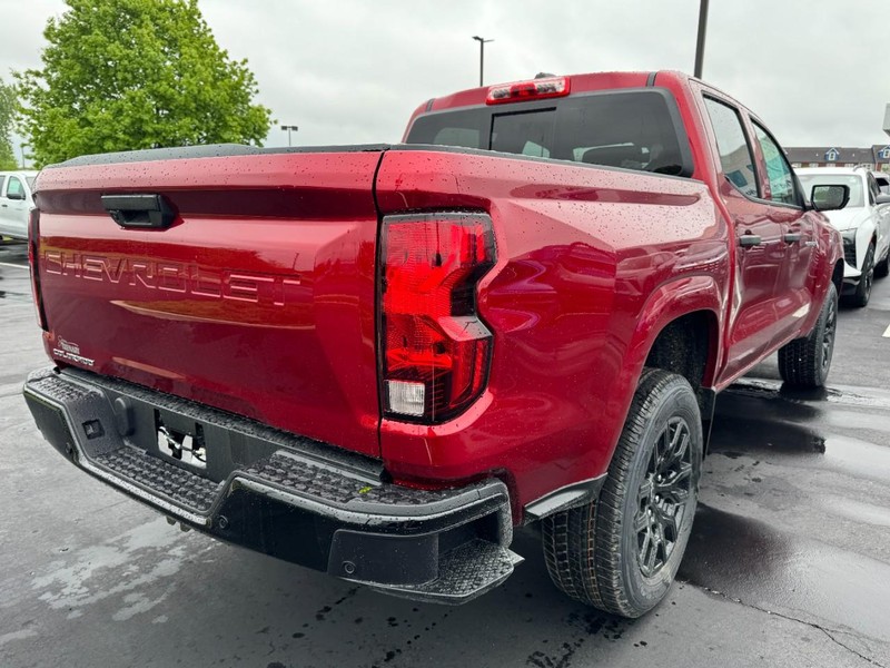 Chevrolet Colorado Vehicle Image 03