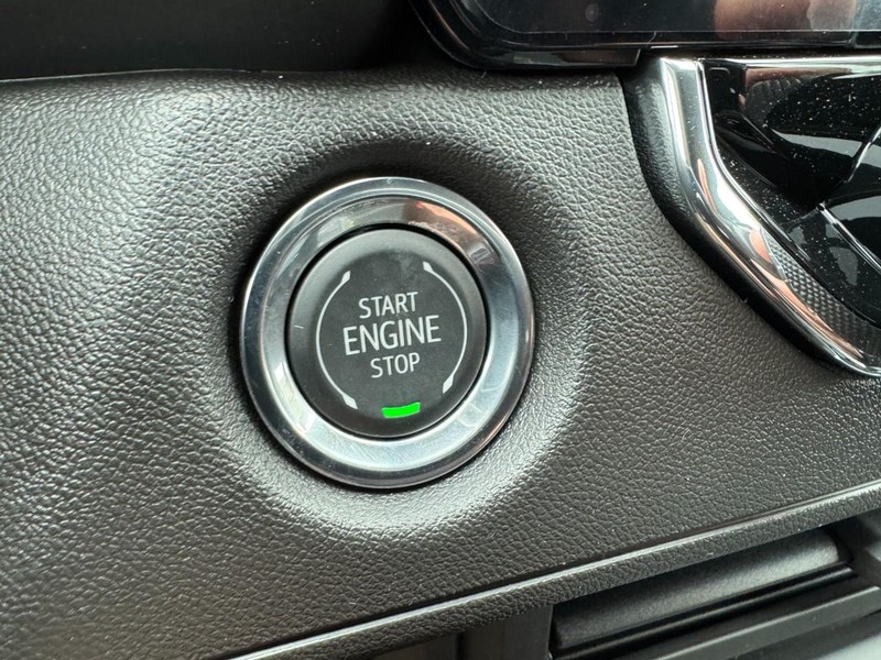 Chevrolet Colorado Vehicle Image 16