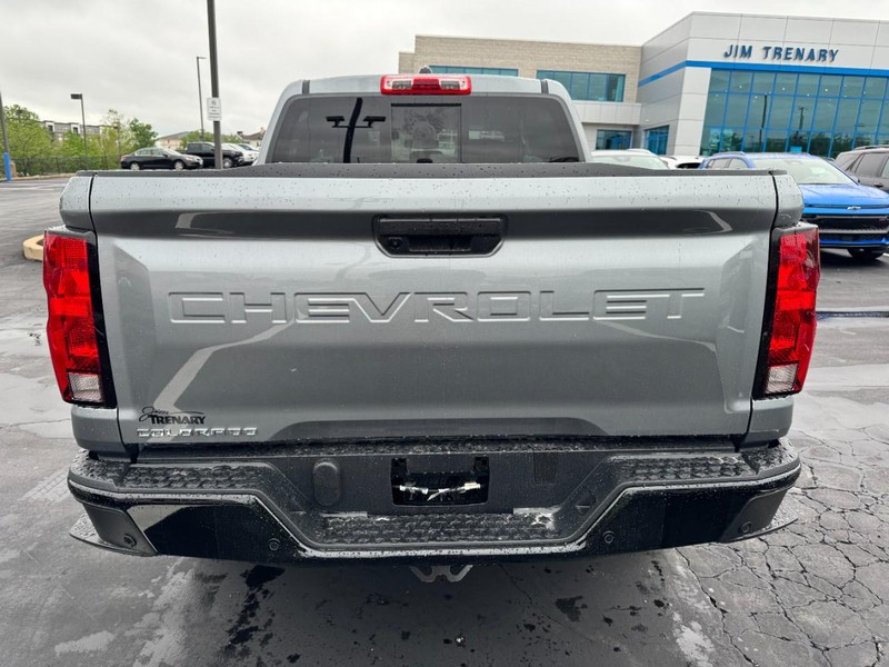 Chevrolet Colorado Vehicle Image 04
