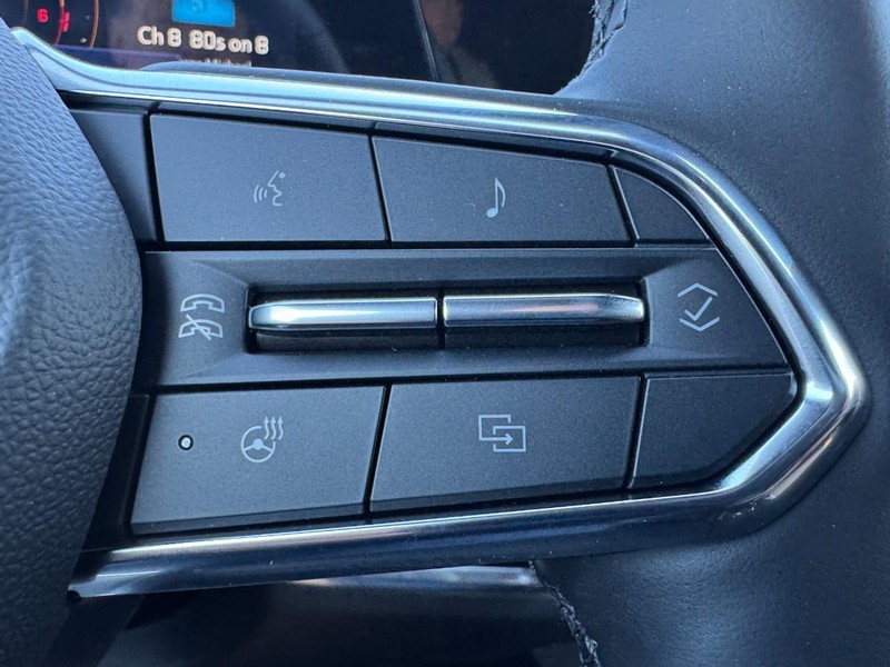 Chevrolet Equinox Vehicle Image 12
