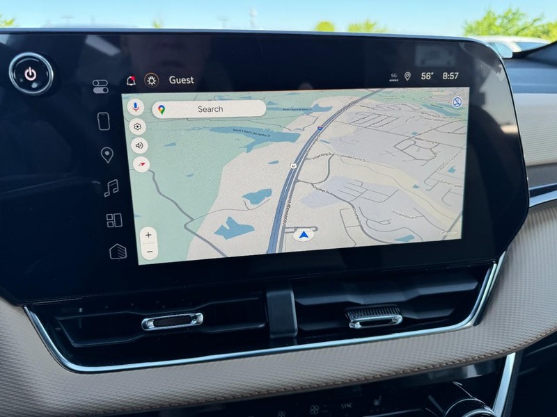 Chevrolet Equinox Vehicle Image 15